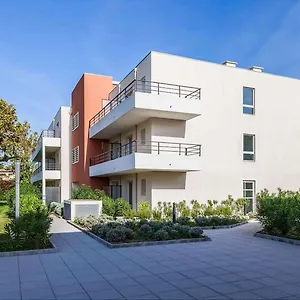 Hotel Zenitude Hotel-residences Cannes Confort, Mandelieu