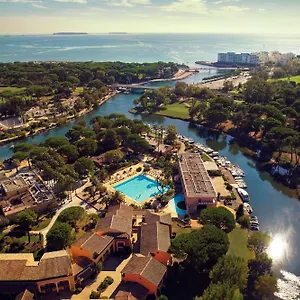 Vakantiepark Pierre & Les Rives De Cannes, Mandelieu